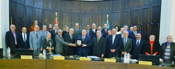 مجلس جامعة الإسكندرية يوافق على إنشاء فرع لجامعة الإسكندرية بأبو ظبى