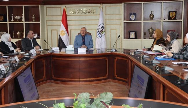 مناقشة مقترحات انشاء ميناء جاف ومنطقة لوجستية في بني سويف 