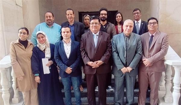 لقاء هو الأول من نوعه بين الفنانين التشكيليين وفناني الكاريكاتير من مصر وميانمار