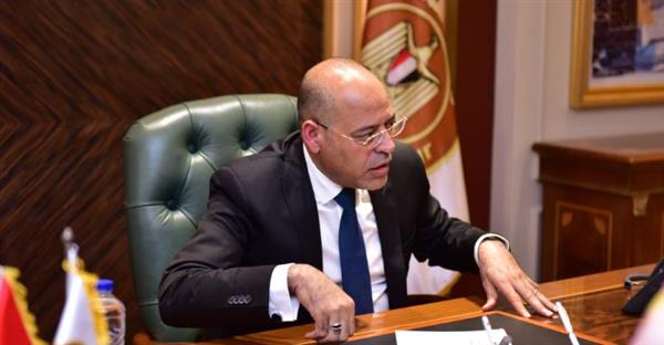 وزير العمل يقرر إيقاف وغلق 10 مراكز تدريب مهني