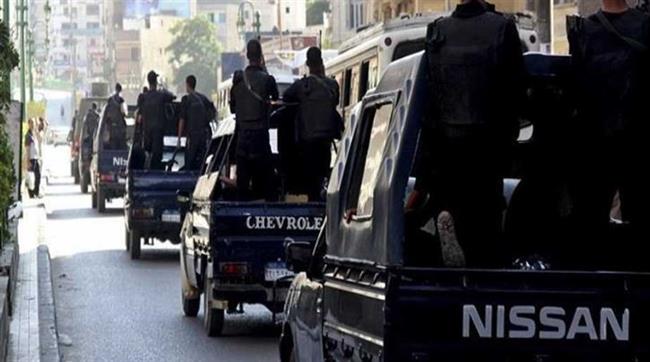 حملات أمنية في دمياط وأسوان لضبط الخارجين عن القانون