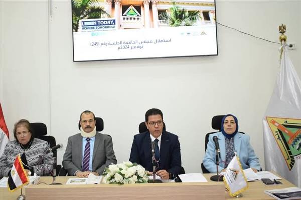 مجلس جامعة بنها يوافق على اعتماد دليل الهوية البصرية للجامعة