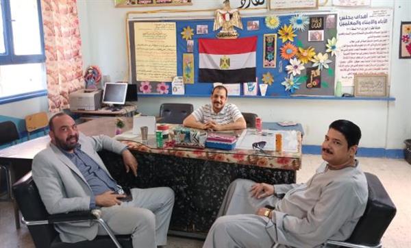 حزب الشعب الجمهوري بقنا يواصل دعم الطلاب بسداد المصروفات لغير القادرين