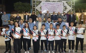 محافظ القليوبية يكرم المتفوقين رياضيا بـ 3 أندية