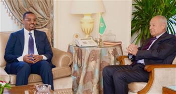 وزير العدل الصومالي يلتقي الأمين العام لجامعة الدول العربية 