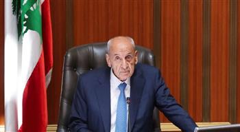   رئيس النواب اللبناني يبحث مع الرئيس الفرنسي مسار وقف إطلاق النار 