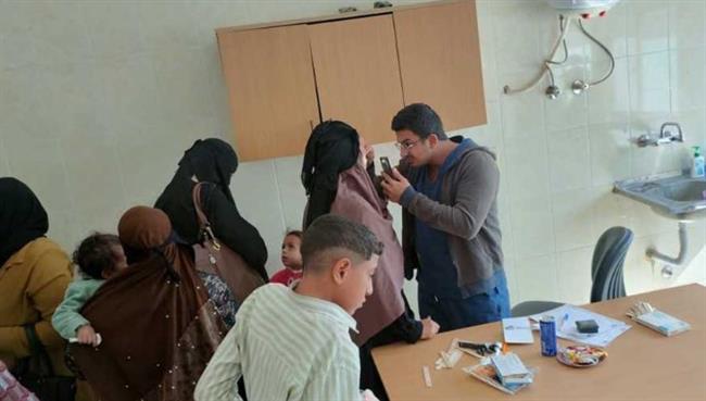 جامعة سوهاج تطلق قافلتها الطبية لقرية الرياينة وتعالج 681 مواطن بالمجان