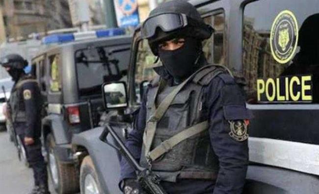 ضبط 25 شركة سياحة و4 مكاتب بدون ترخيص لقيامها بالنصب على المواطنين