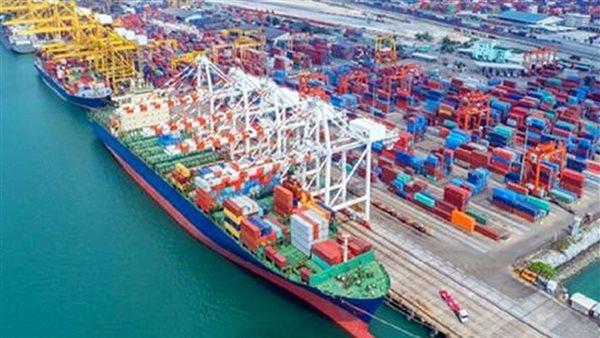 إعادة فتح ميناء الغردقة البحري وانتظام الحركة الملاحية بموانئ البحر الأحمر