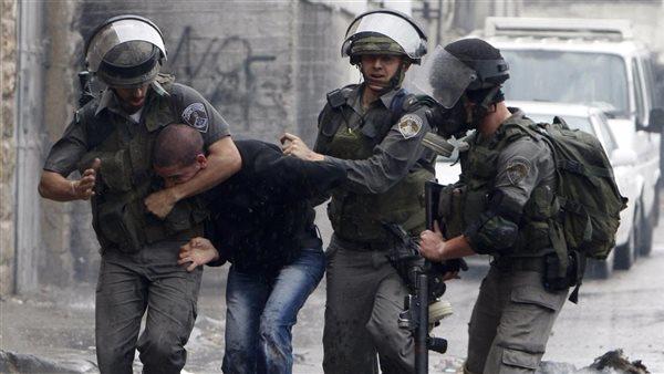 الاحتلال الإسرائيلي يعتقل 16 فلسطينيا من الضفة الغربية