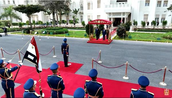 بدء مباحثات الرئيس السيسي ونظيره الجابوني بقصر الاتحادية