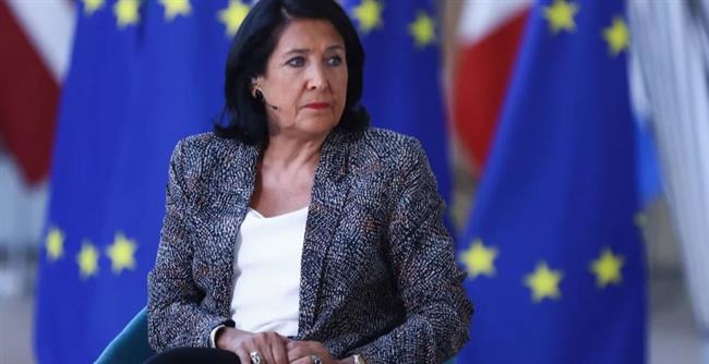رئيسة جورجيا تكرر اعتزامها البقاء في منصبها لحين انتخاب "برلمان شرعي"