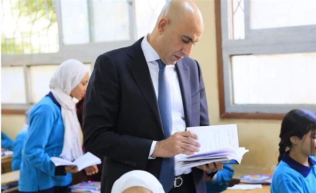 وزير التعليم يتفقد عددًا من مدارس الخصوص 