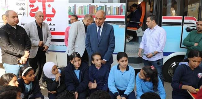 محافظ المنيا يتفقد عددًا من المدارس لمتابعة انتظام العملية التعليمية 