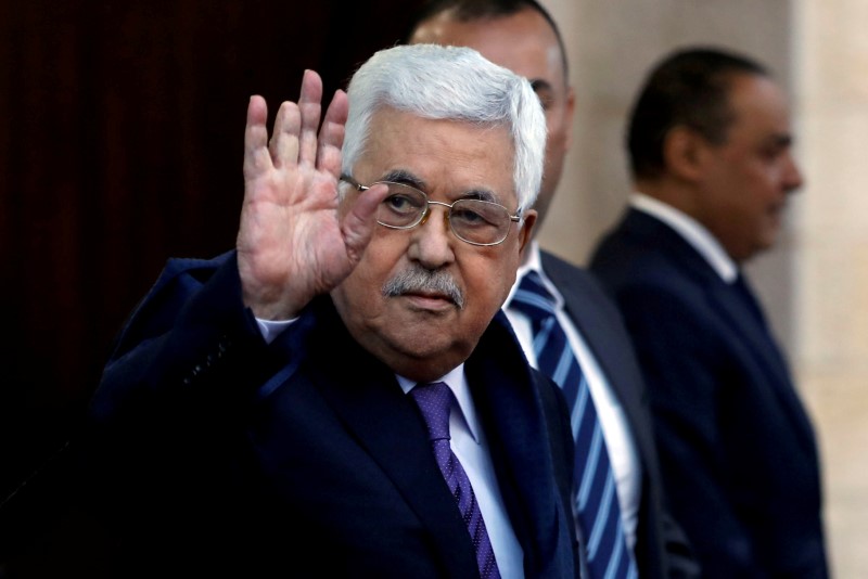 الرئيس الفلسطيني يغادر القاهرة مثمنًا الجهود المصرية لدعم القضية الفلسطينية
