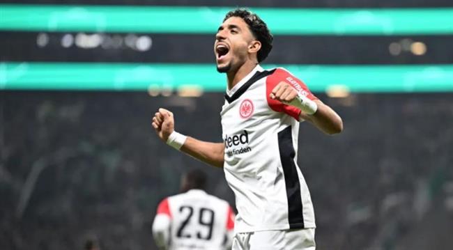 للمرة الثانية.. عمر مرموش أفضل لاعب في فرانكفورت بـ الدوري الألماني