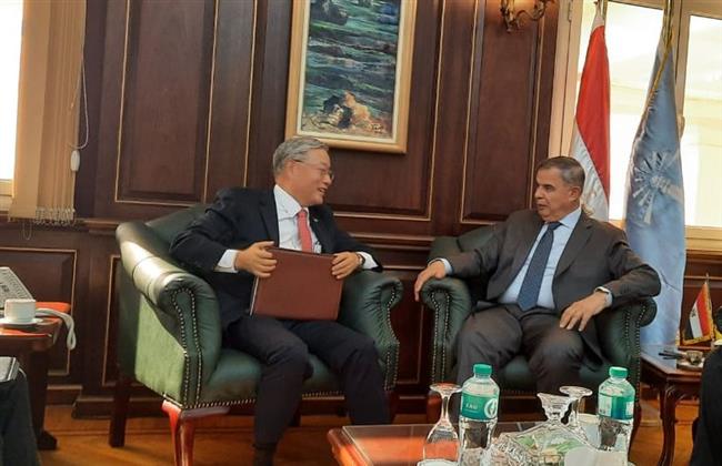 السفير الكوري يطالب محافظ الإسكندرية بدعم وتمكين الشركات الكورية