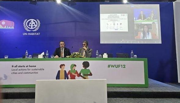 رئيس "دمياط الجديدة" يعرض تجربة المدينة في حماية المنطقة الساحلية