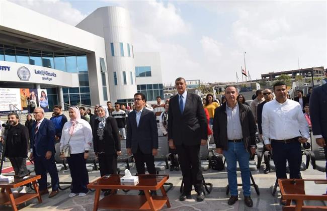 رئيس جامعة بنها يفتتح مهرجان "حان وقت الإبداع" بـ العبور