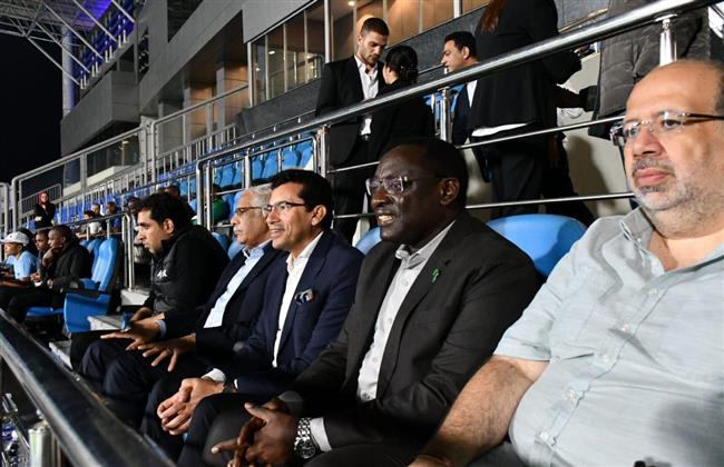 وزير الرياضة يؤازر منتخب الشباب في مباراته الودية الثانية أمام تنزانيا