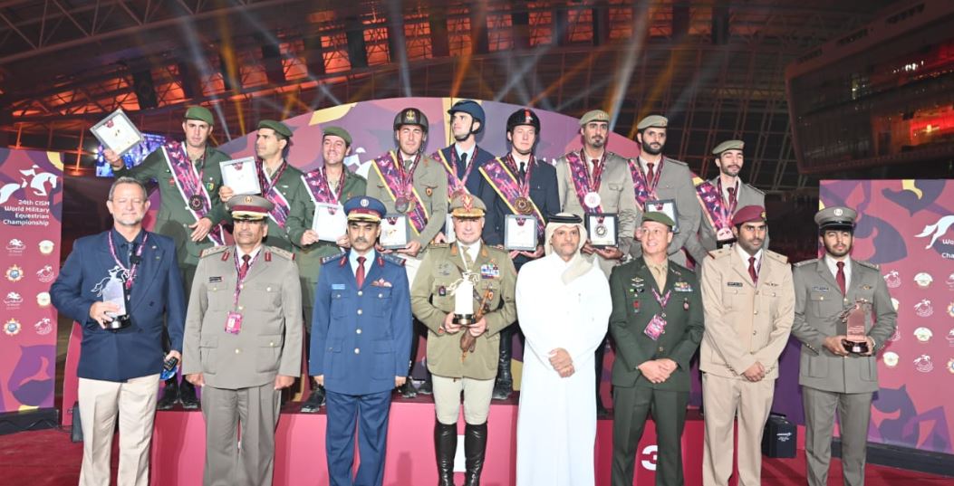 وزير دفاع قطر ورئيس الأركان يشهدان ختام بطولة العالم العسكرية للفروسية 24