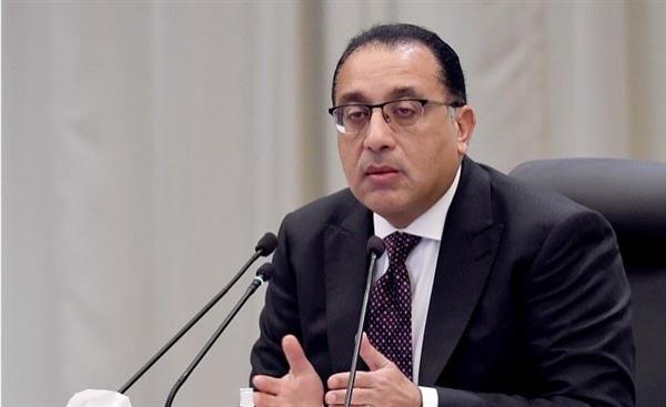 مدبولي يلتقي مسئولي تحالف مصري – فرنسي لعرض مقترح بشأن إدارة وتشغيل المطارات
