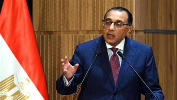 مدبولي يبدأ زيارة لبورسعيد بجولة تفقدية في عدد من المشروعات الصناعية والتنموية والخدمية