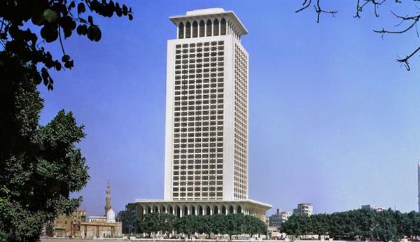 مصر تدعو لتبني عملية سياسية شاملة في سوريا