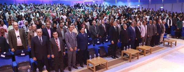ندوة بجنوب الوادي تناقش"دور هيئة الرقابة الإدارية في مكافحة الفساد"|صور