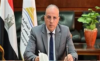   وزير الري يبحث مع مسئولين دوليين الإعداد لمشروع تحلية المياه بالطاقة الشمسية لأغراض الزراعة