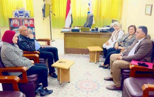 "صحة قنا".. يوسف يلتقي ومسؤول جامعة عين شمس لتنظيم قافلة طبية