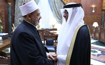  شيخ الأزهر يستقبل رئيس مكتبة قطر الوطنية لبحث سبل تعزيز التعاون المشترك
