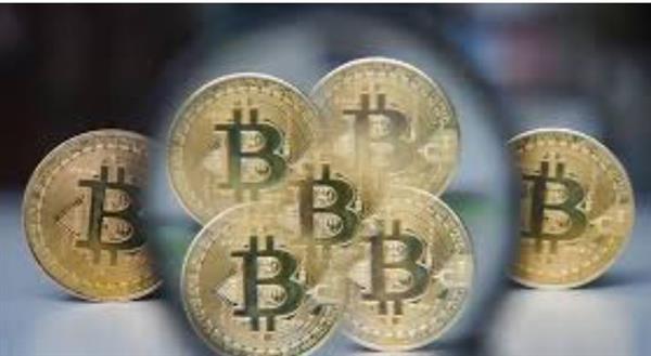 بيتكوين يرتفع بنسبة 3.5% ليصل إلى 100,875 دولار بفضل بيانات التضخم الأمريكية