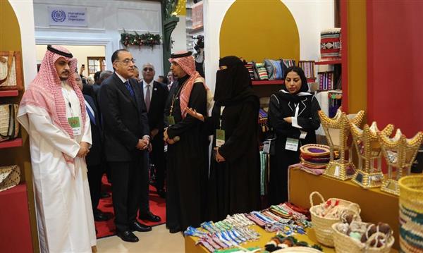 مدبولي: "تراثنا" ملتقى مهم لعرض وتسويق المنتجات المميزة للحرف اليدوية والتُراثية