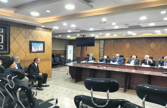 "تعليم القليوبية" تجرى مقابلات المتقدمين لشغل وظيفة موجه أول