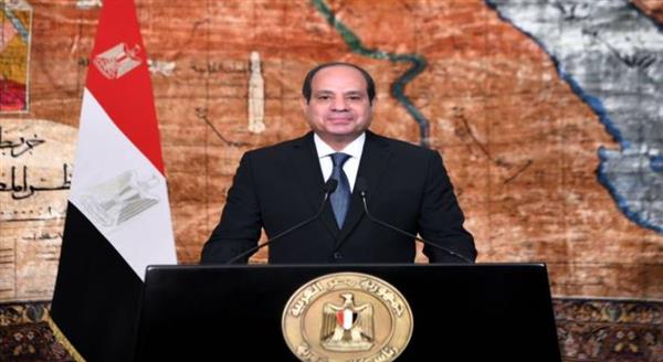 السيسي يهنئ السعودية بتنظيم كأس العالم لكرة القدم 2034