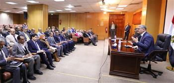   وزير البترول: تم التوقيع بالأحرف الأولى على مشروع قانون لتطوير نظم الاتفاقات في التعدين 