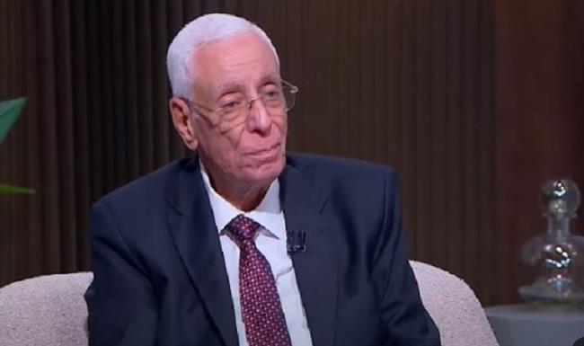 حسام موافي عن فيديو ترويجه لجهاز طبي والعلاج بالأعشاب: ذكاء اصطناعي