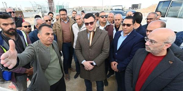 بالصور جولة وزير الإسكان بالمدينة التراثية في العلمين الجديدة
