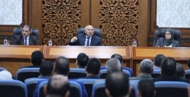 الوزير: خطة حكومية لتطوير المناطق الصناعية الغير مخططة  