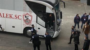   حافلة الزمالك تصل برج العرب استعدادًا لمواجهة المصري