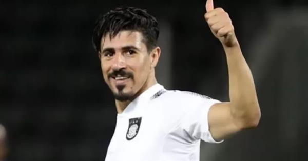 الأهلي يقترب من ضم بغداد بونجاح هداف الدوري القطري