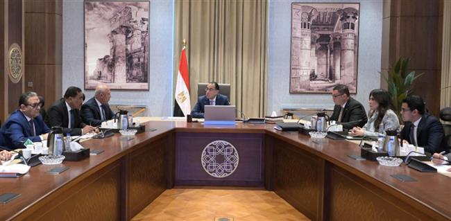 رئيس الوزراء يُتابع الموقف التنفيذي لأعمال تطوير مدينة رأس الحكمة