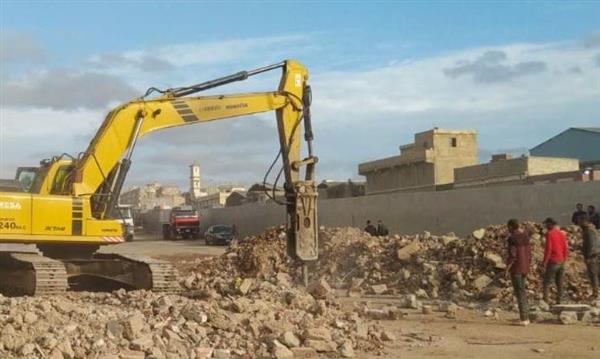 محافظ الإسكندرية يوجه بتنفيذ حملات مُكبرة لإزالة التعديات