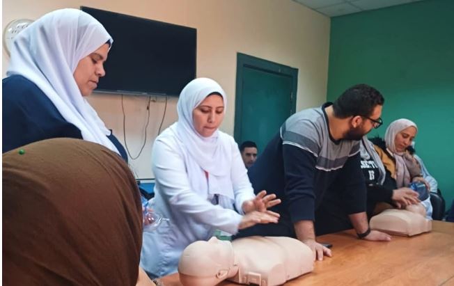 تأمين القليوبية ينظم  دورات تدريبية مكثفة على الإنعاش القلبي الرئوي