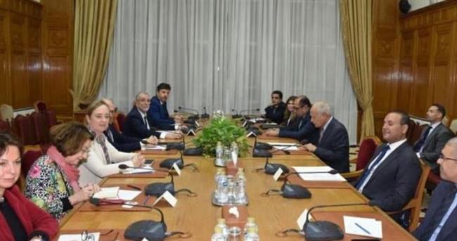 أبو الغيط يستقبل وفد مجلس الشيوخ الفرنسي لبحث سبل تعزيز الروابط التاريخية