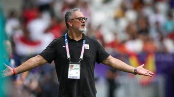 ميكالي يرفض تخفيض راتبه ويهدد بشكوى الجبلاية