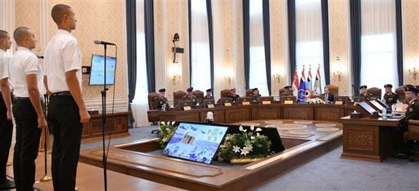 الرئيس السيسي يشهد اختبارات كشف الهيئة للطلبة المتقدمين للالتحاق بالأكاديمية العسكرية