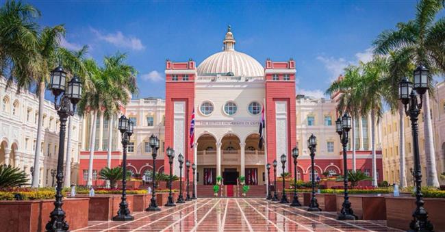 الجامعة البريطانية تحتفل بإبداع طلاب الإعلام في عرض خاص للأفلام الوثائقية 