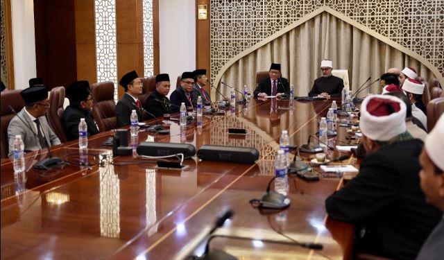مفتي الجمهورية يستقبل وفدًا ماليزيًّا برئاسة نائب وزير الشؤون الدينية بولاية سرواك